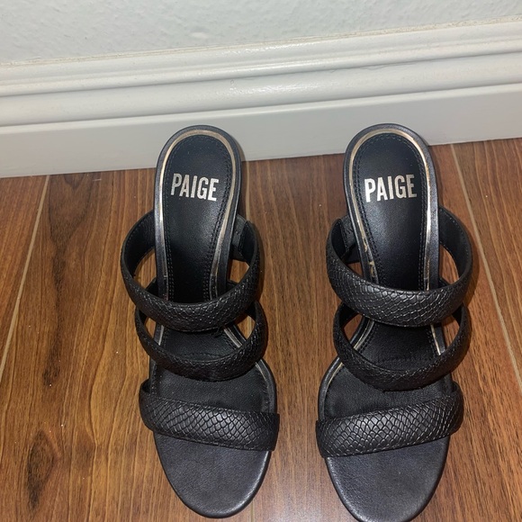 PAIGE Shoes - PAIGE Nora heels in Black Snake
